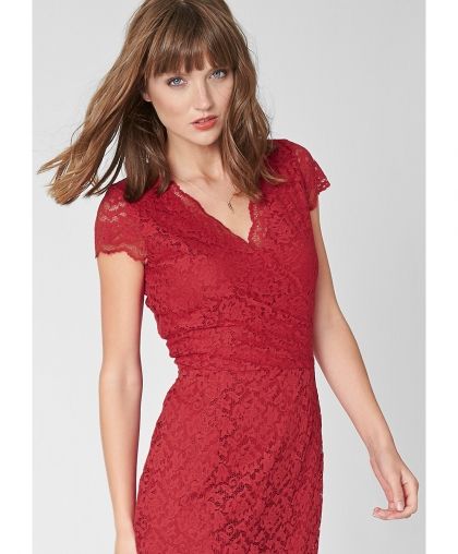 Dress with lace